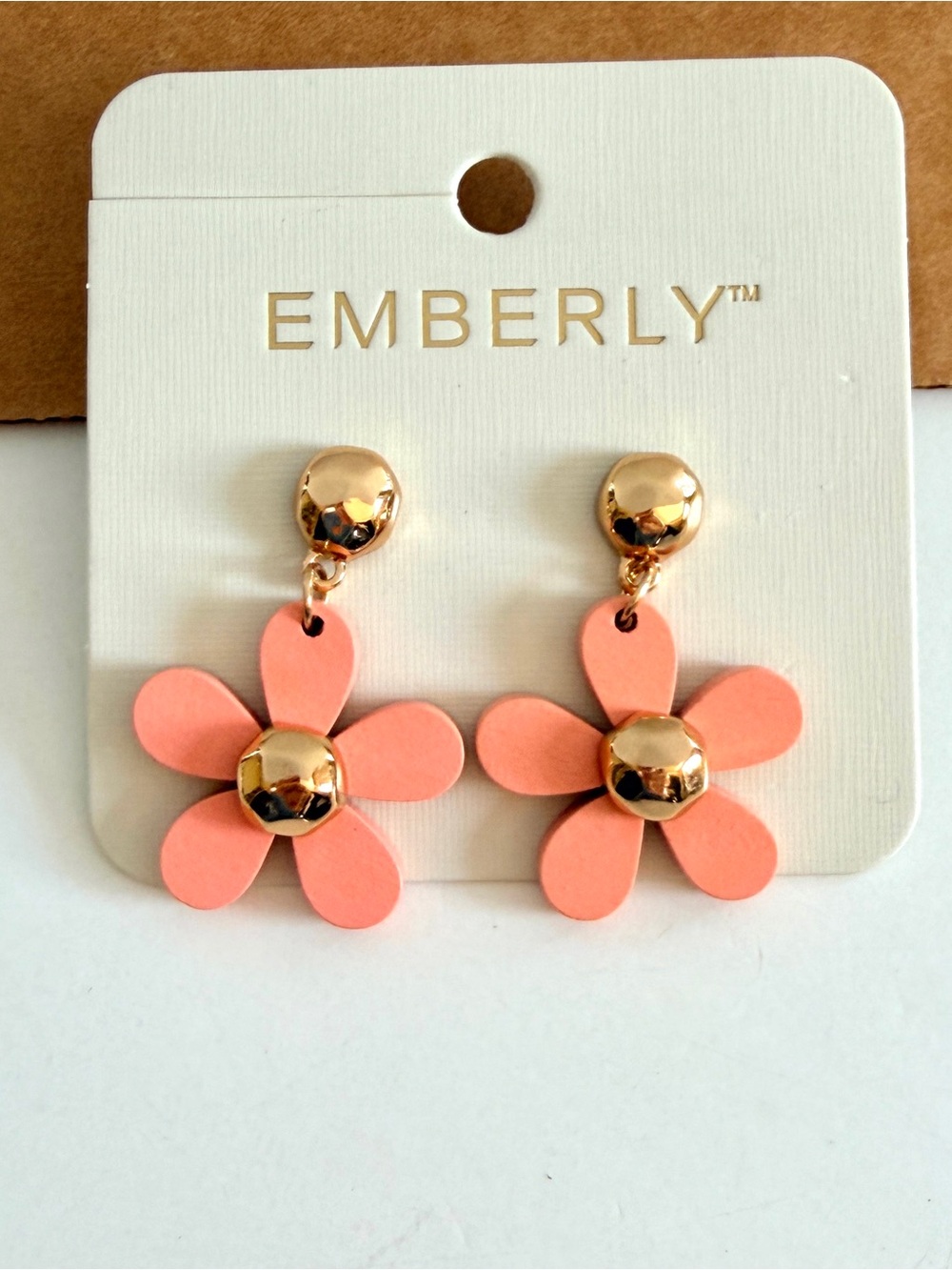 Emberly Floral Drop Earrings Retro Daisy Design Studs